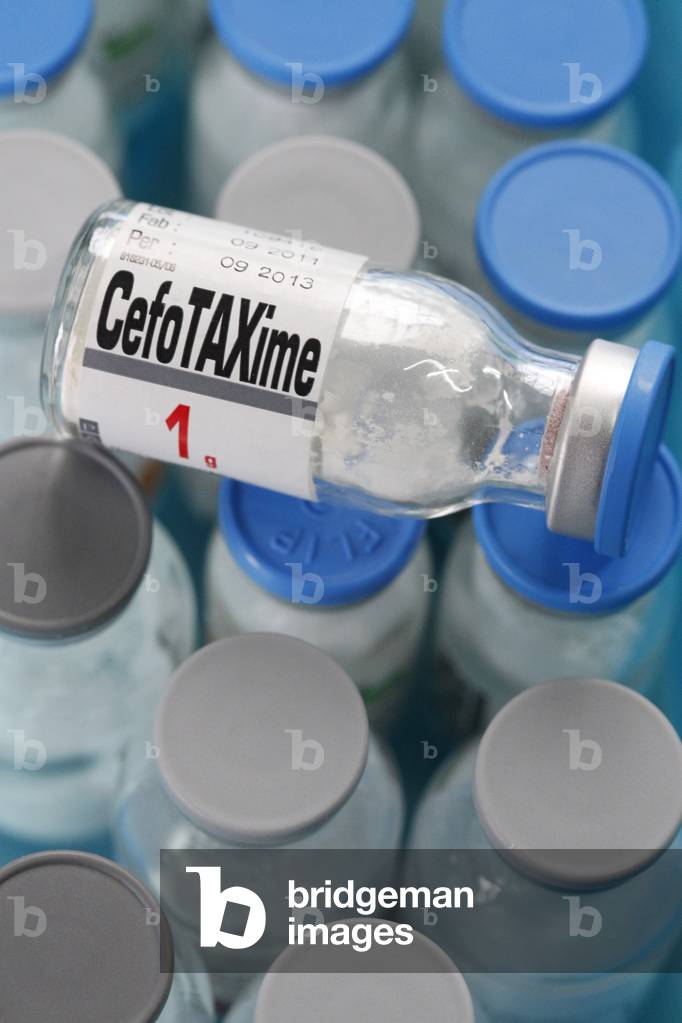 France, Ile-de-France, Paris : Pharmaceutical drug