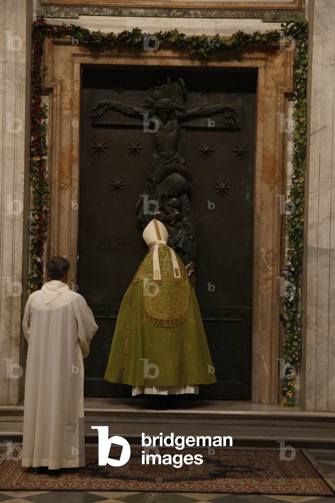 St John in Laterano's church, Rome, Closing of the holy door, Italy, (photo)