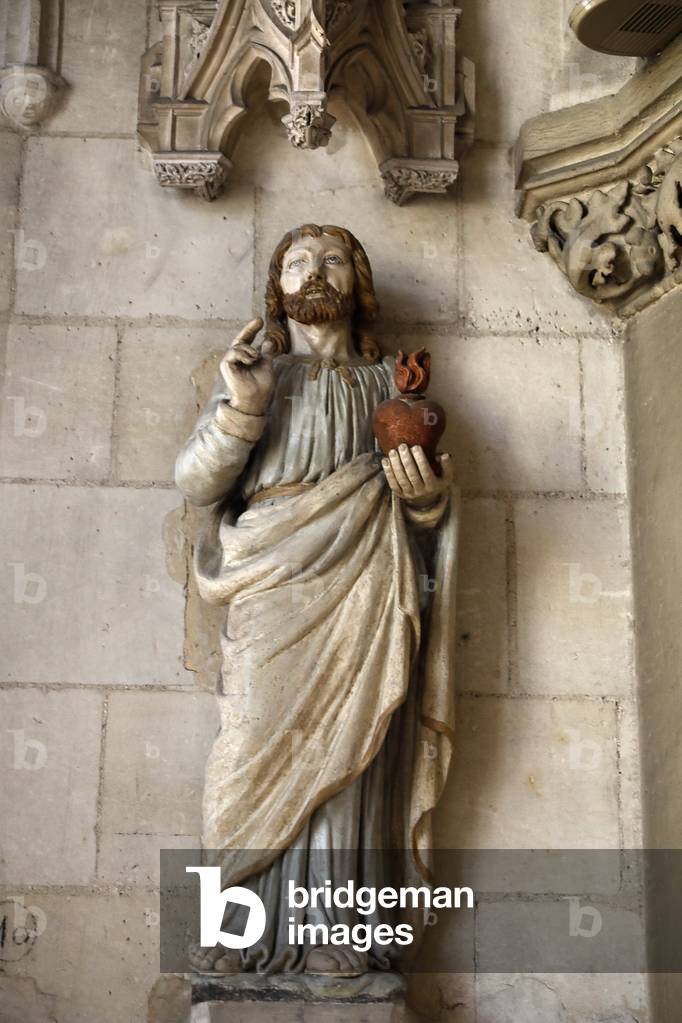Statue in Ste Madeleine (Magdalene) church,  Verneuil-sur-Avre, France. Jesus's sacred heart.