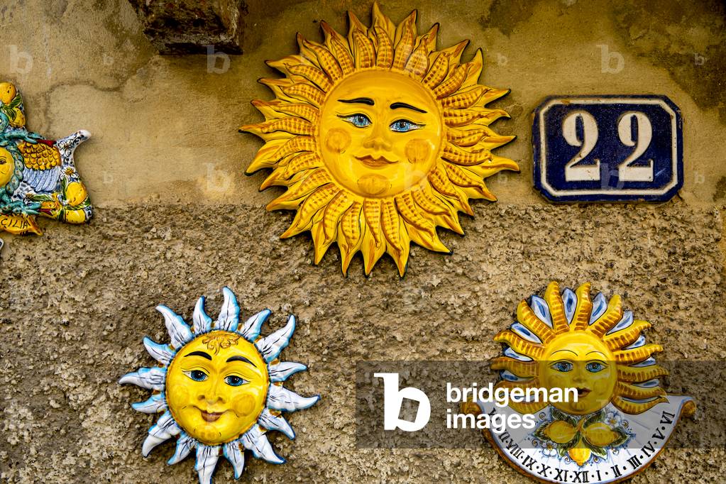 Ceramic pottery in Caltagirone, Sicily, Italy (photo)