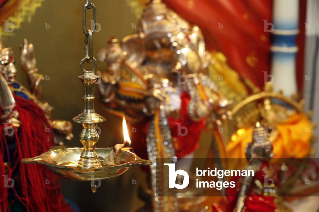 Arputha Vinayagar Temple, Oil lump, Geneva, Switzerland, Murugan, the Hindu god of war (photo)