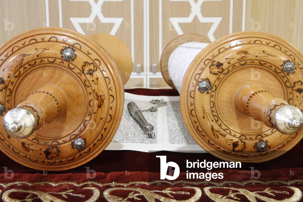 Torah scroll and Yad, Torah pointer, Paris, France