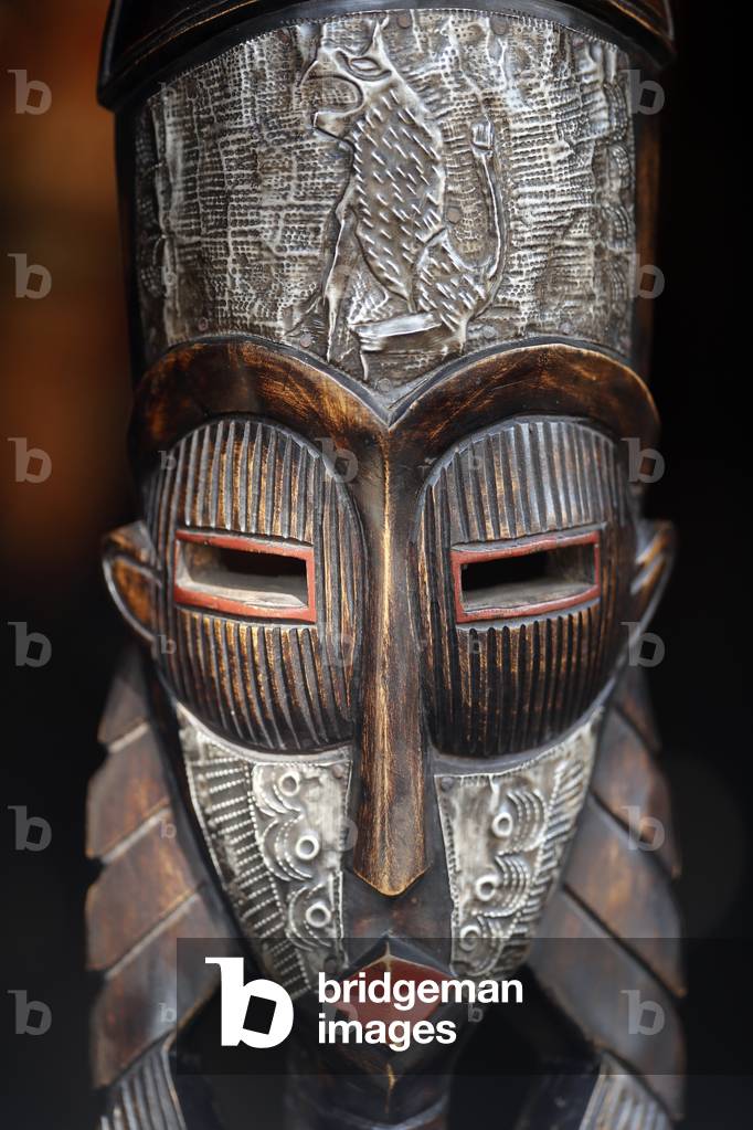 African mask, Lome, Togo, 2019 (photo)