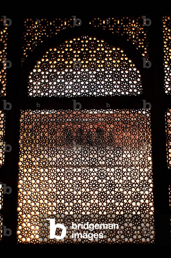 India, UTTAR PRADESH, FATEHPUR SIKRI : Jama Masjid mosque at Fatehpur Sikri, Mashrabiya, oriel window (photo)