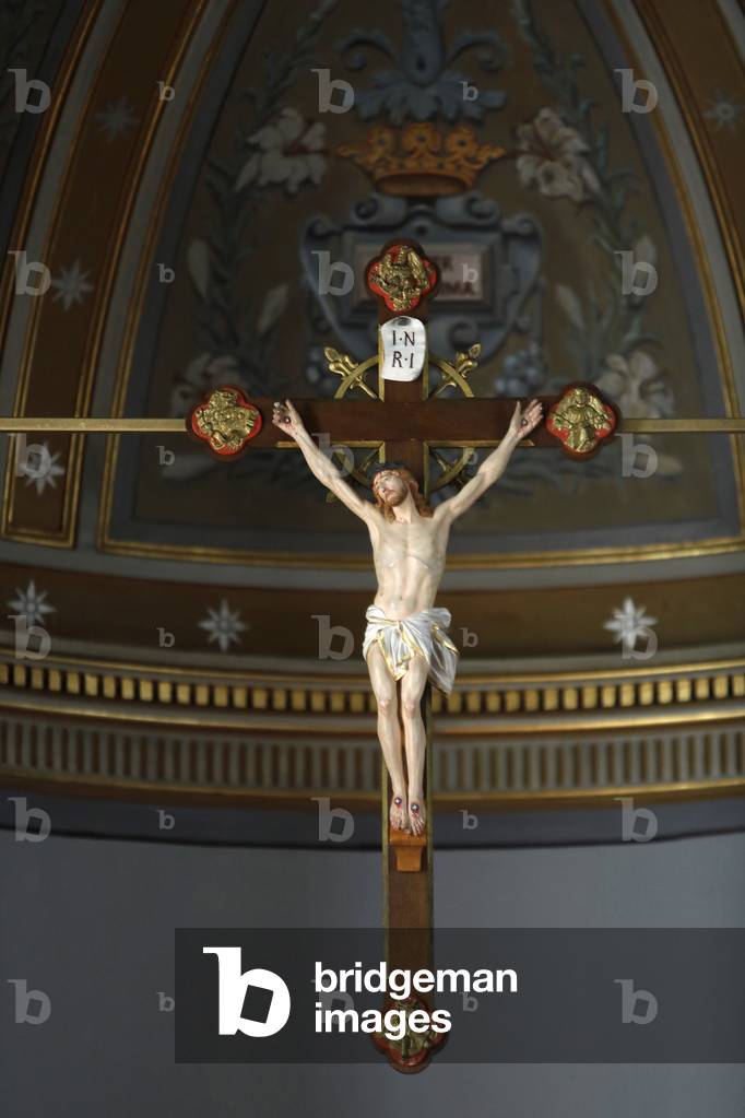 Maison d'accueil Louis et Zélie, Alençon, France. Chapelle Saints Louis et Zélie. Crucifix.