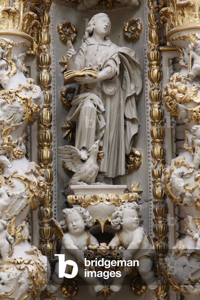 Sculptures in Sant'Irene church : Saint John (symbol : the eagle), Lecce, Italie