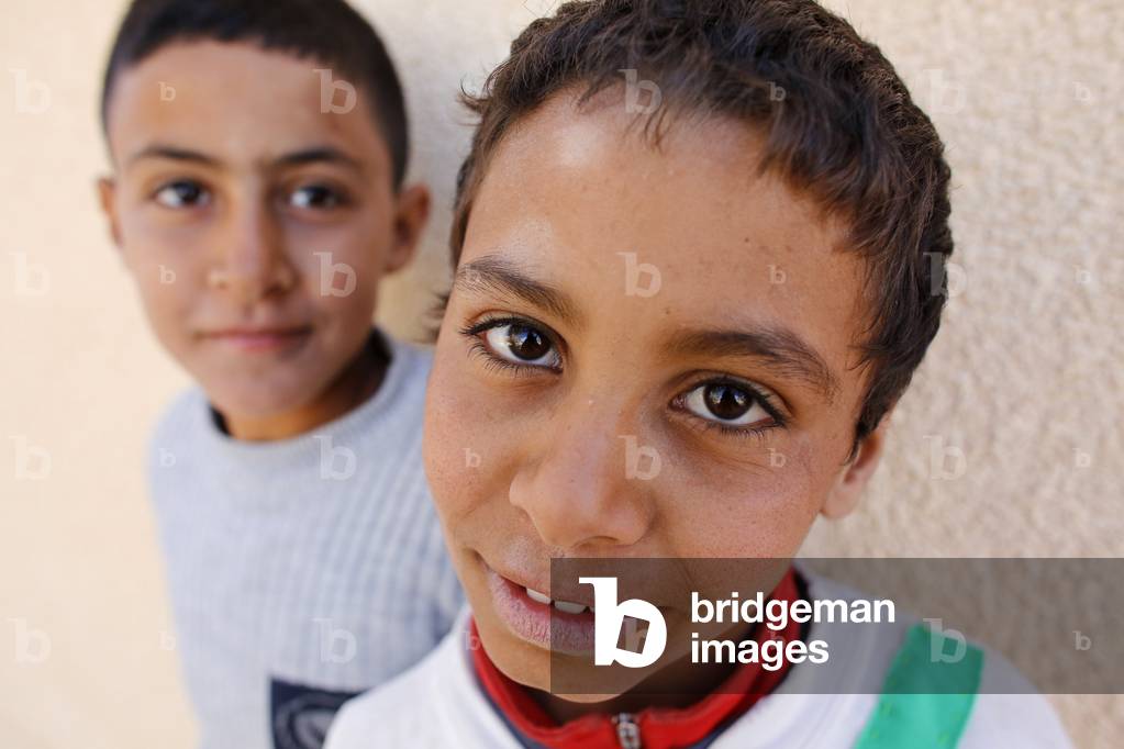 Tunisian boys, Douz, Tunisie