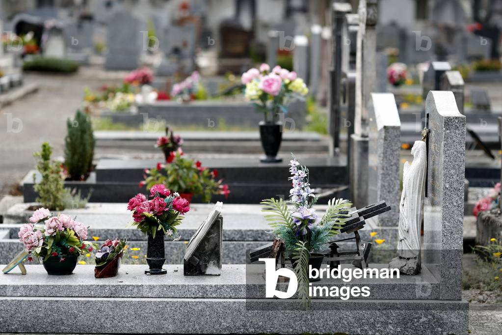 Graves in cemetery.  Annecy. France.