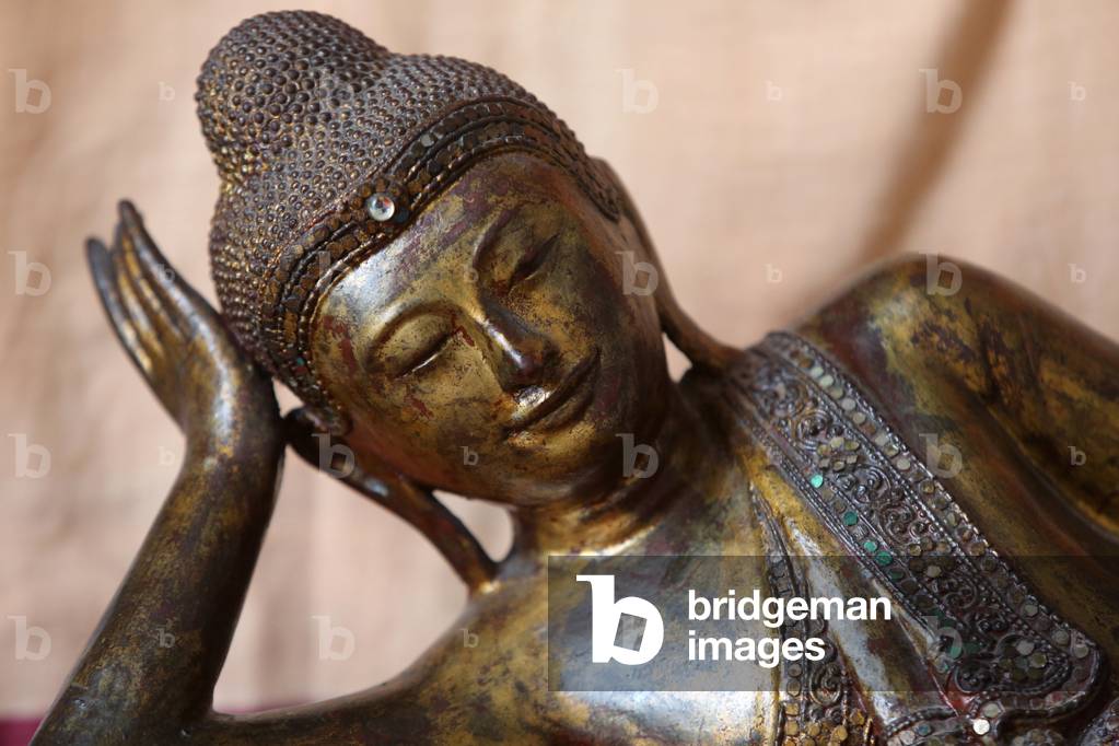 Reclining Buddha statue. Gretz. France