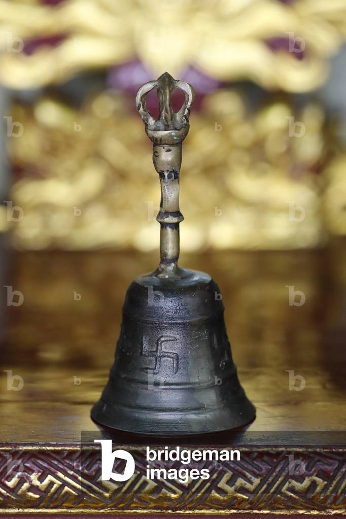 Gantha Buddhist bell used in religious ceremony practices, Hue, Vietnam, 2019 (photo)