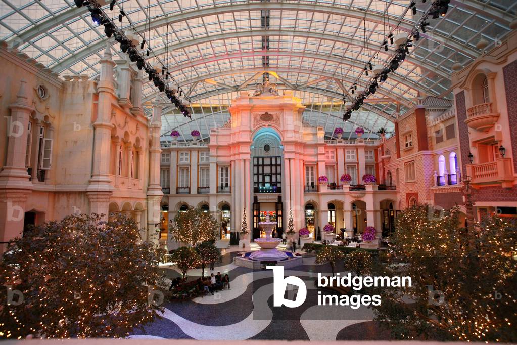 the MGM Grand hotel is a replica of the Lisbon railway station, MACAO, CHINE
