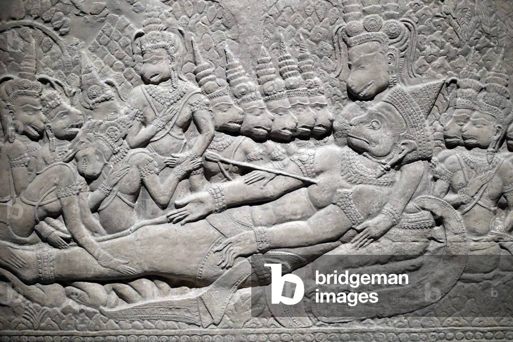Asian Civilisations Museum, Angkor, Exploring Cambodia's sacred city,  Plaster cast : Death of Valin, bas relief Angkor Vat, Siem Reap, 1873, Painted plaster,  Singapore,  2018 (photo)