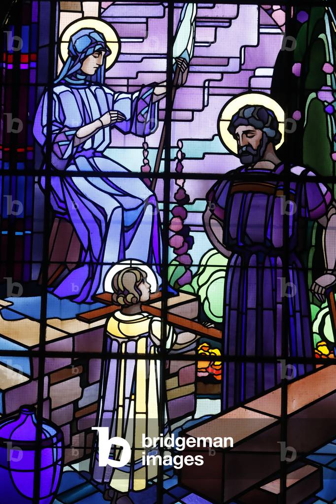 Saint-Joseph church, Holy Family, Joseph the carpenter, Stained glass window by Raphael Lardeur, Chedde, France (photo)