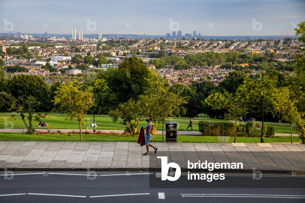 London seen from Alexandra Palace, UK, 2018 (photo)