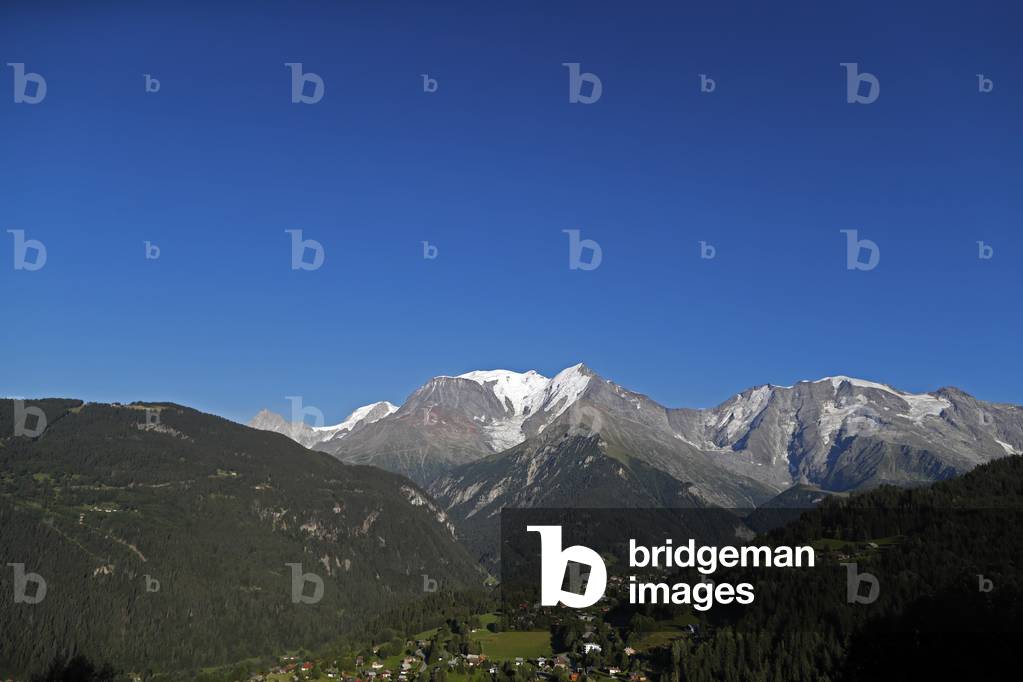 Landscape of the French Alps in summer, Mont Blanc Massif and Saint Nicolas de Veroce village, France, 2019 (photo)