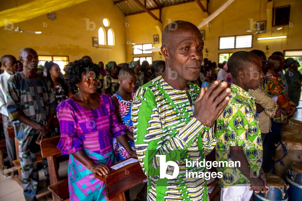 Celebration in St John Paul II catholic church, Kpalime, Togo, 2019 (photo)