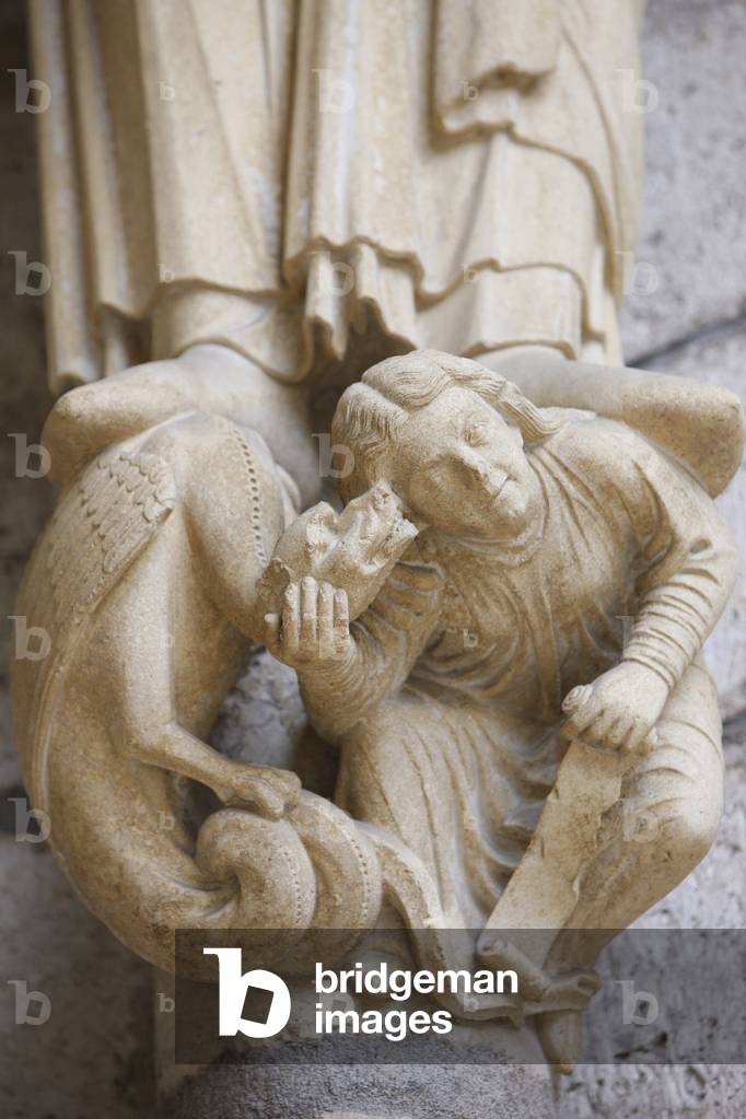 Chartres cathedral : Northern Gate sculptures, Chartres, France