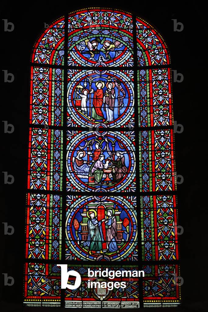 Stained glass in Notre Dame collegiate church, Poissy, Francë