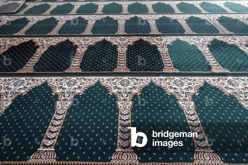 Masjid Ar-Rohmah mosque, Prayer hall with green carpet, Chau Doc, Vietnam (photo)