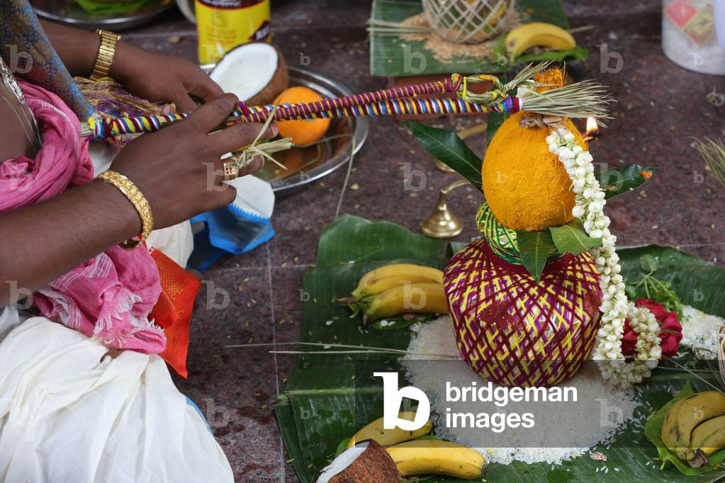 Sri Vadapathira Kaliamman hindu temple. Hindu Brahmin priests. Puja ceremony. Singapore