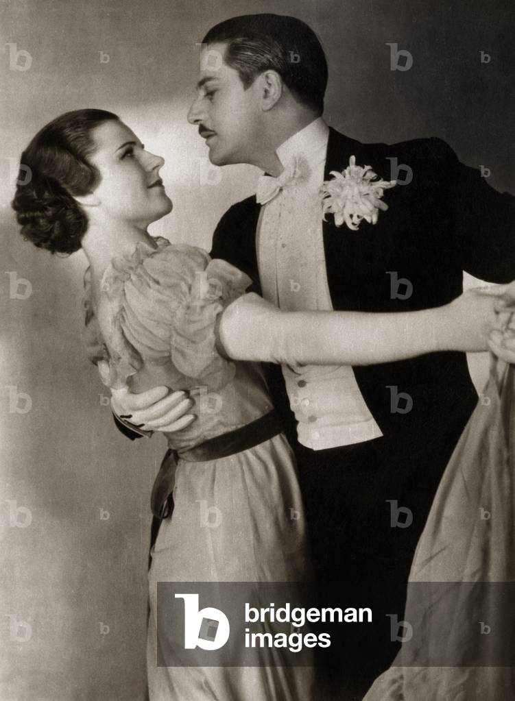 Anton Walbrook, né Adolf Wohlbrück, and Paula Wessely as Ferdinand von Heidenick and Leopoldine Dur in Walter Reisch and Willi Forst's film 'Maskerade'