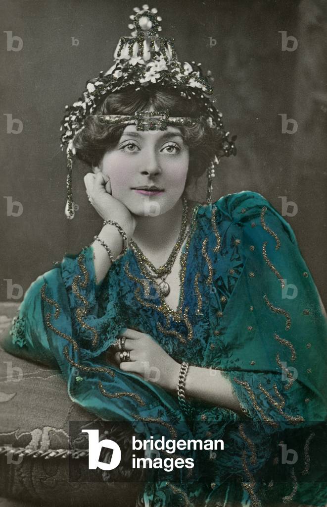 Florence Smithson portrait by Ellis & Walery
