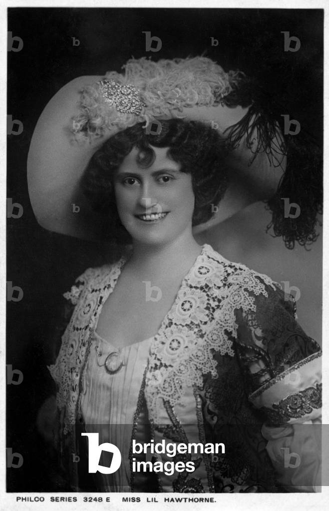 Lil Hawthorne, American theatre and music hall performer, 1877 - 1926
