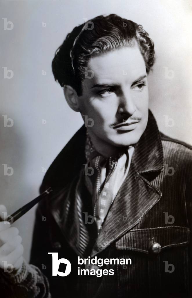Robert Donat with pipe