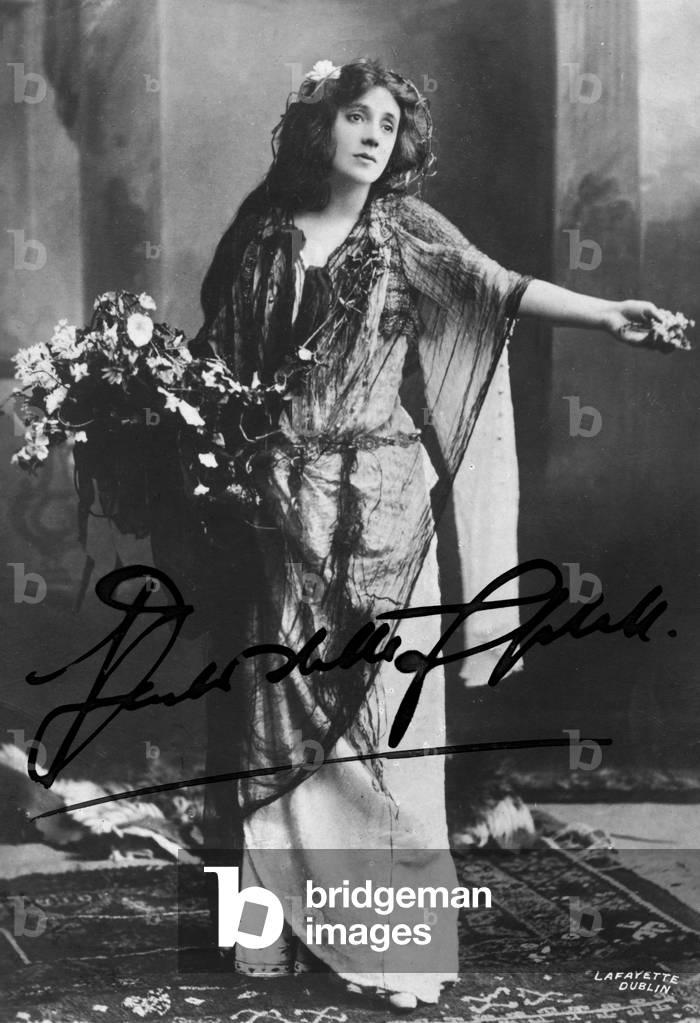 Mrs Patrick Campbell in role (Ophelia?), signed portrait