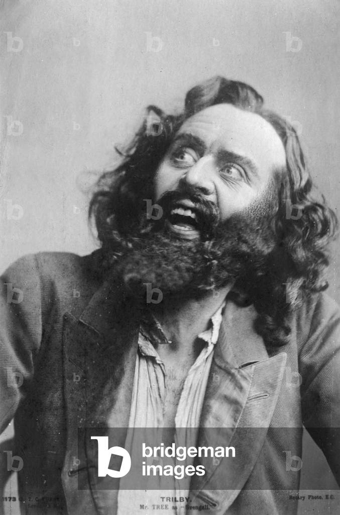 Sir Herbert Beerbohm Tree as Svengali in George du Maurier 's 'Trilby'