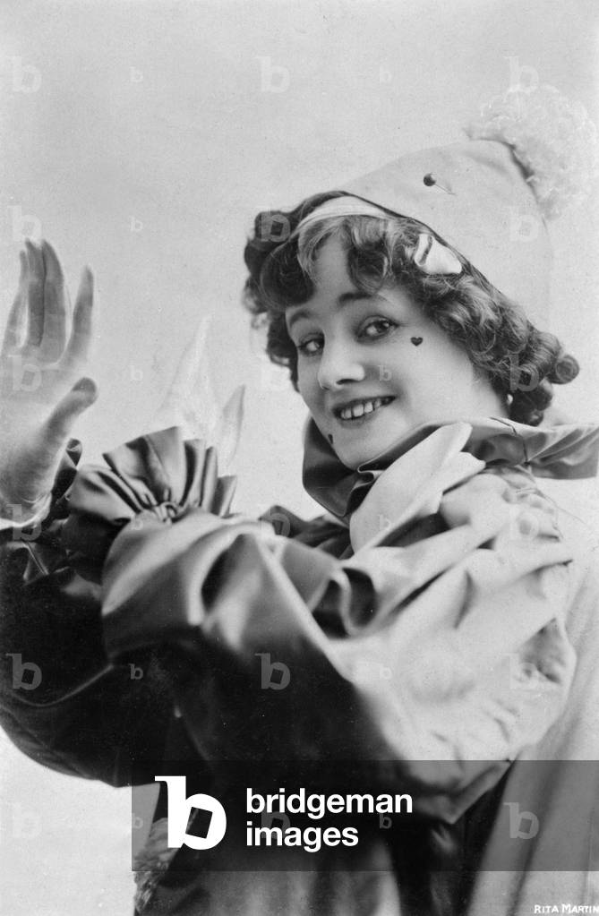 Gertie Millar in 'Our Miss Gibbs'