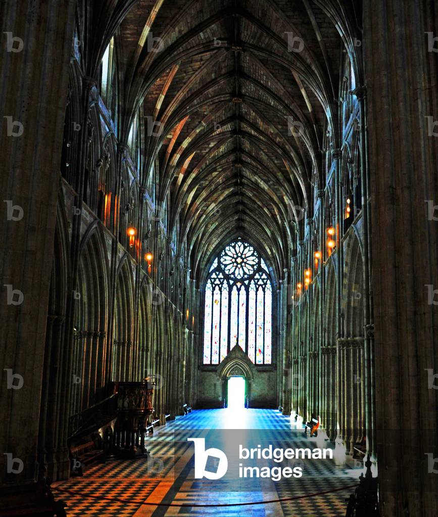 The West Window at Worcester Cathedral, UK (photo)