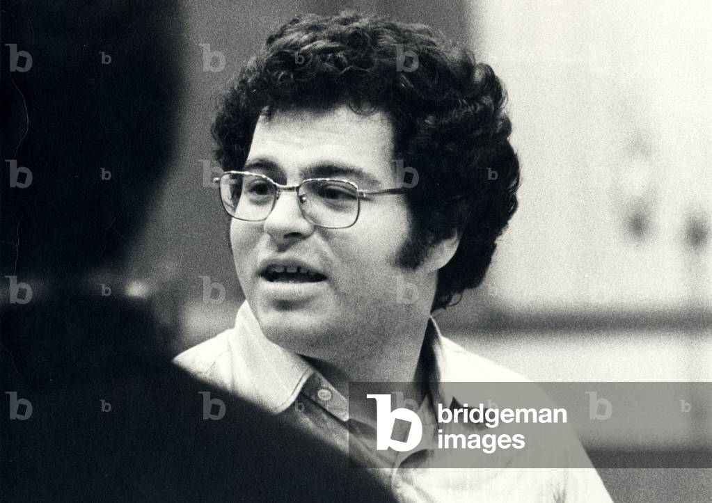 Itzhak Perlman Israeli violinist