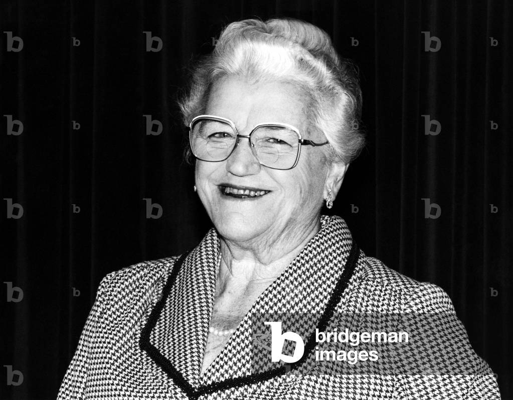Joan Hammond - portrait