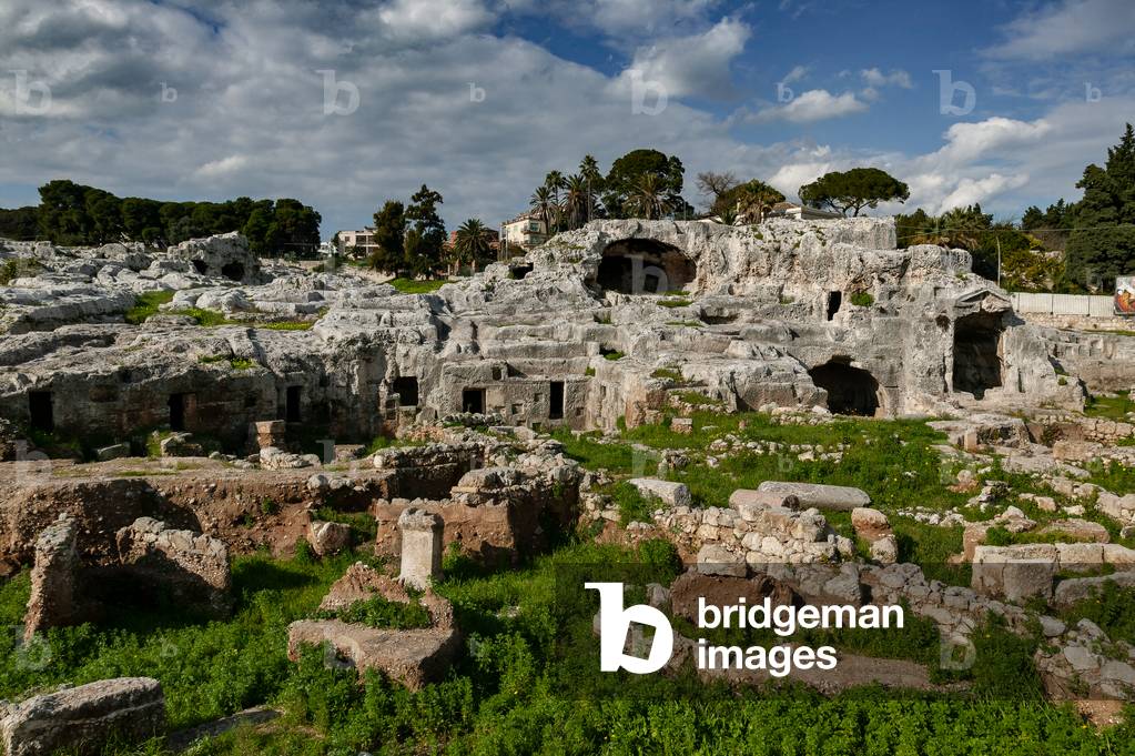 View on the Grotticelle necropolis, The Archaeological Park of the Neapolis, Syracuse, Sicily, Italy (photo)