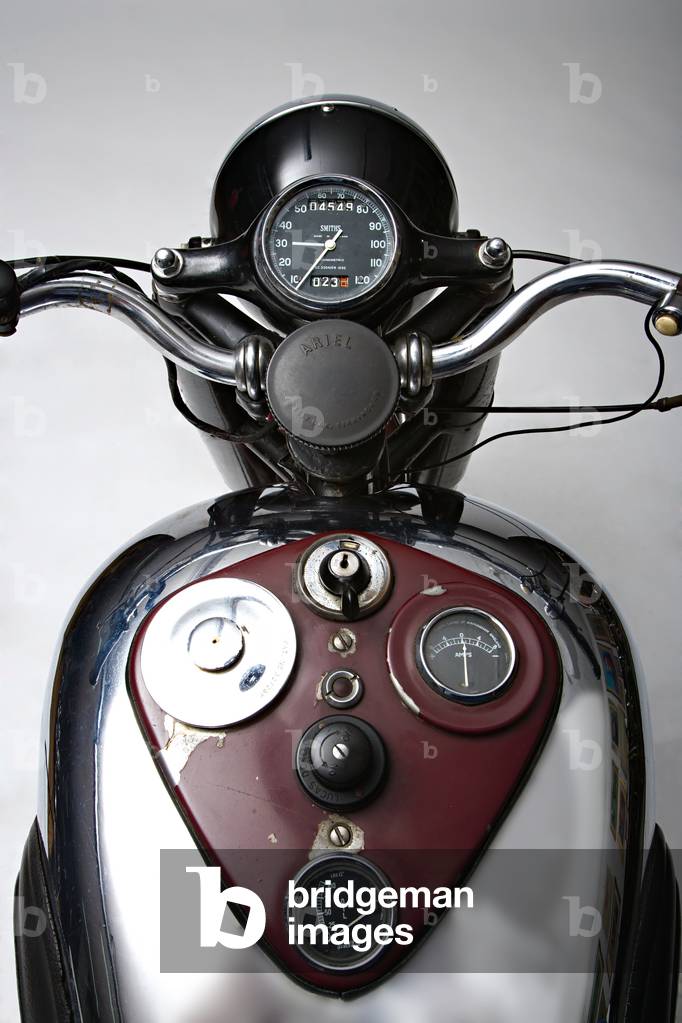Classic Motorbike Ariel Square Four Mk1 (photo)