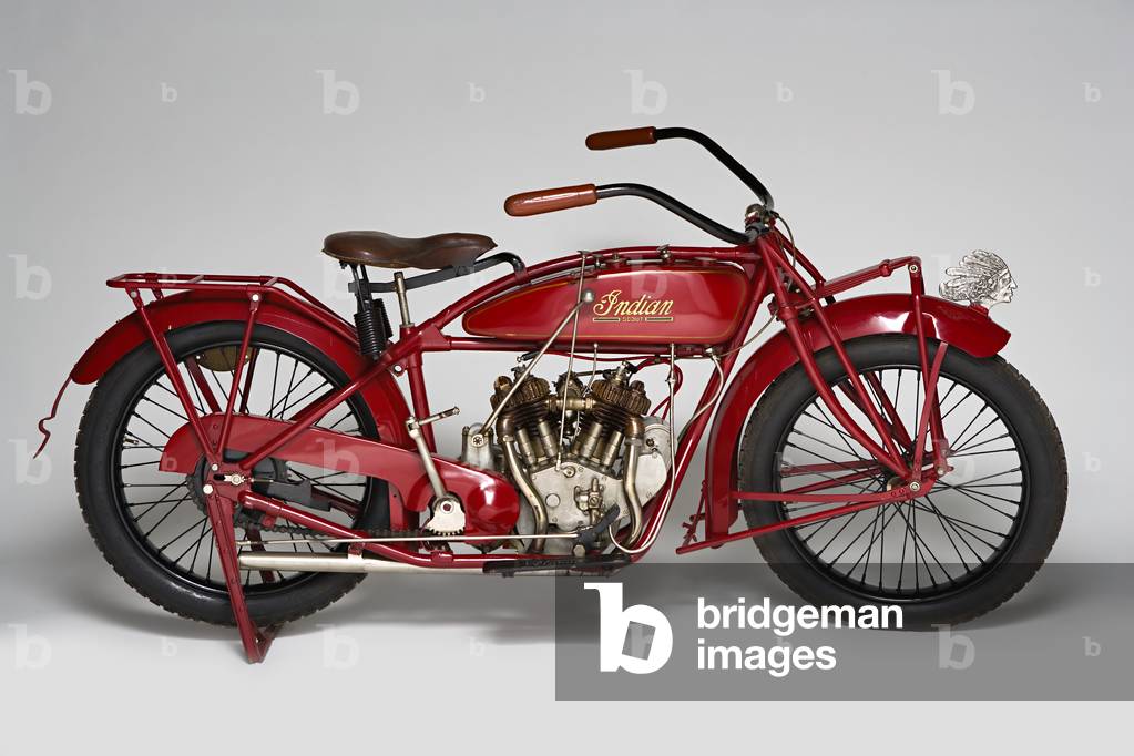 Classic Motorbike Indian Scout (photo)
