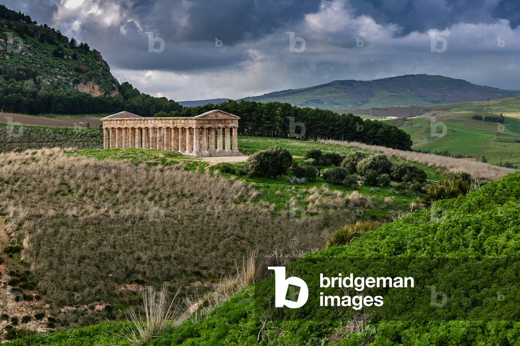 The doric temple, Segesta Archaeological Park, Segesta, Trapani, Sicily, Italy (photo)