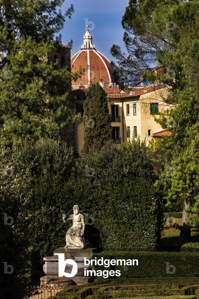 Statue of sitting Jupiter, by Baccio Bandinelli, 1556, Orto di Giove, Boboli Gardens, Florence, Italy (photo)
