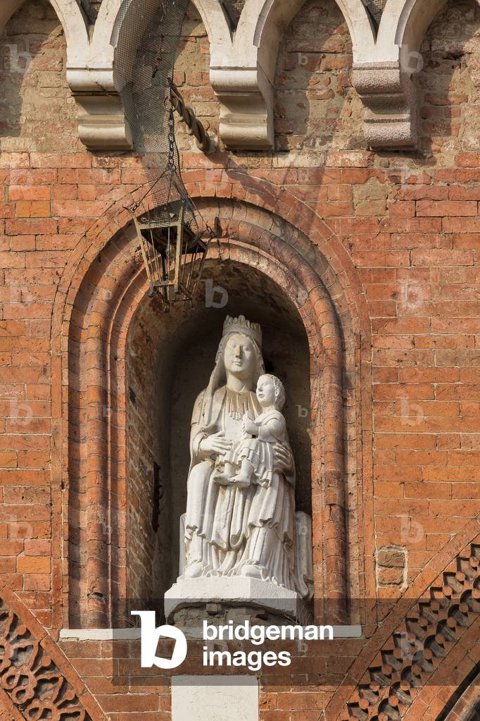 Copy of the statue 