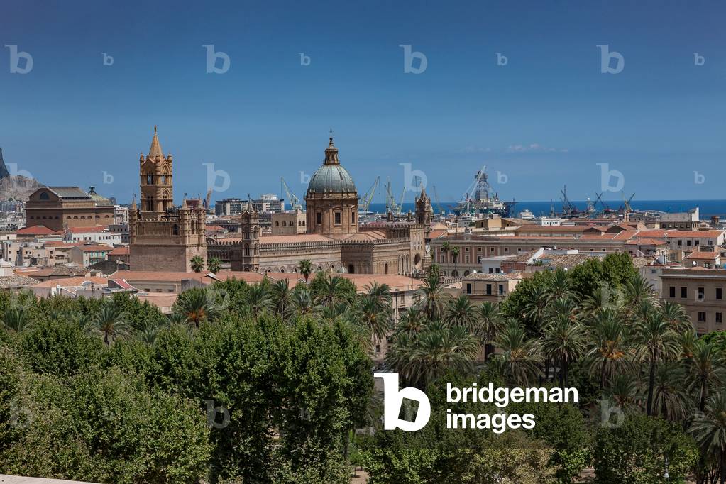View of the town from the Porta Nuova Tower, at the centre, the Cathedral dedicated to the Assumption of the Virgin Mary, Palermo, Sicily, Italy (photo)
