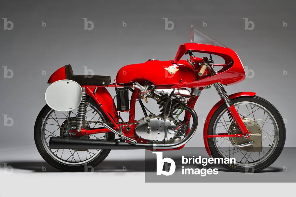 Classic Motorbike Ducati 125 Bialbero Gran Premio (photo)