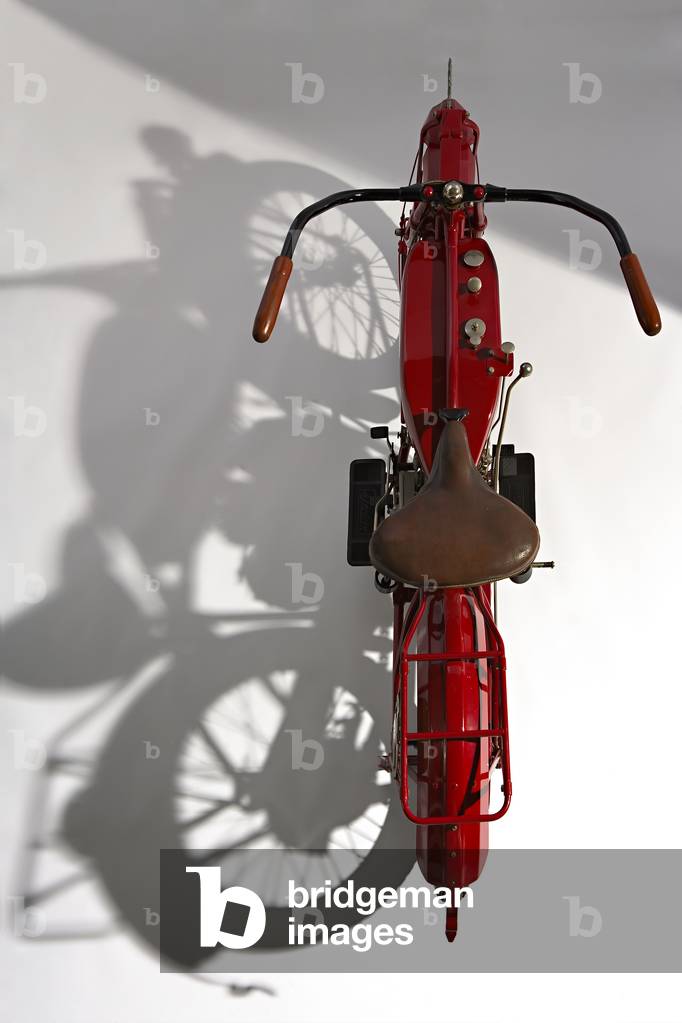 Classic Motorbike Indian Scout (photo)