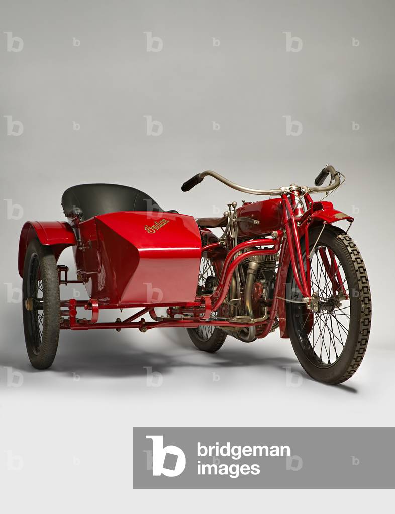 Classic Motorbike Indian Powerplus 1000 Side (photo)