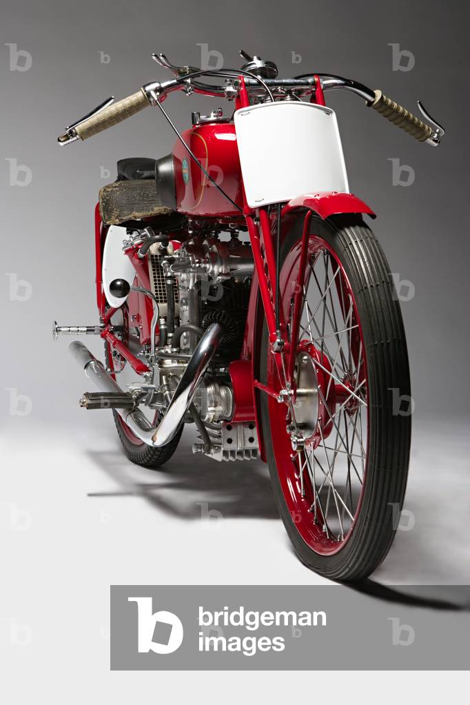 Classic Motorbike Benelli 175 Bialbero Corsa (photo)