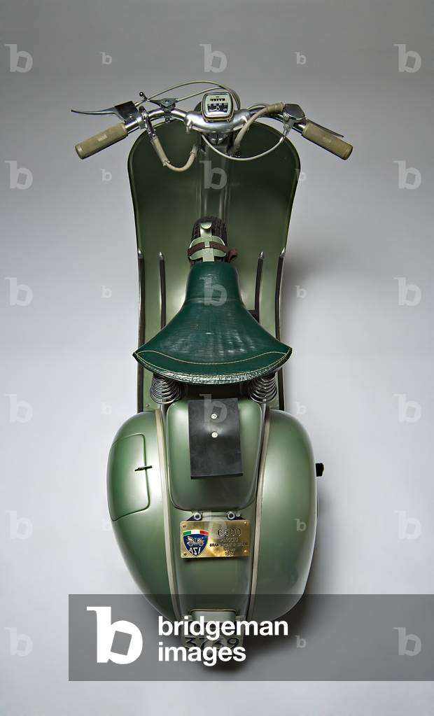 Classic Motorbike Vespa Sei Giorni, Scooter (photo)