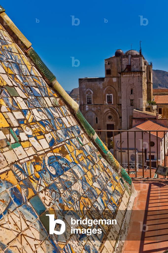 The Porta Nuova Tower, The Royal Palace or Palazzo dei Normanni (Palace of the Normans), Palermo, Sicily, Italy (photo)