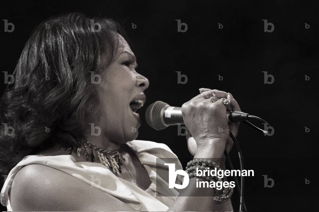 Candi Staton at Islington Assembly Hall, 4 May 2012