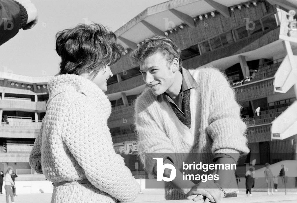 THE SINGER JOHNNY HALLYDAY (on an ice rink) - CORTINA D'AMPEZO - 1961, b/w