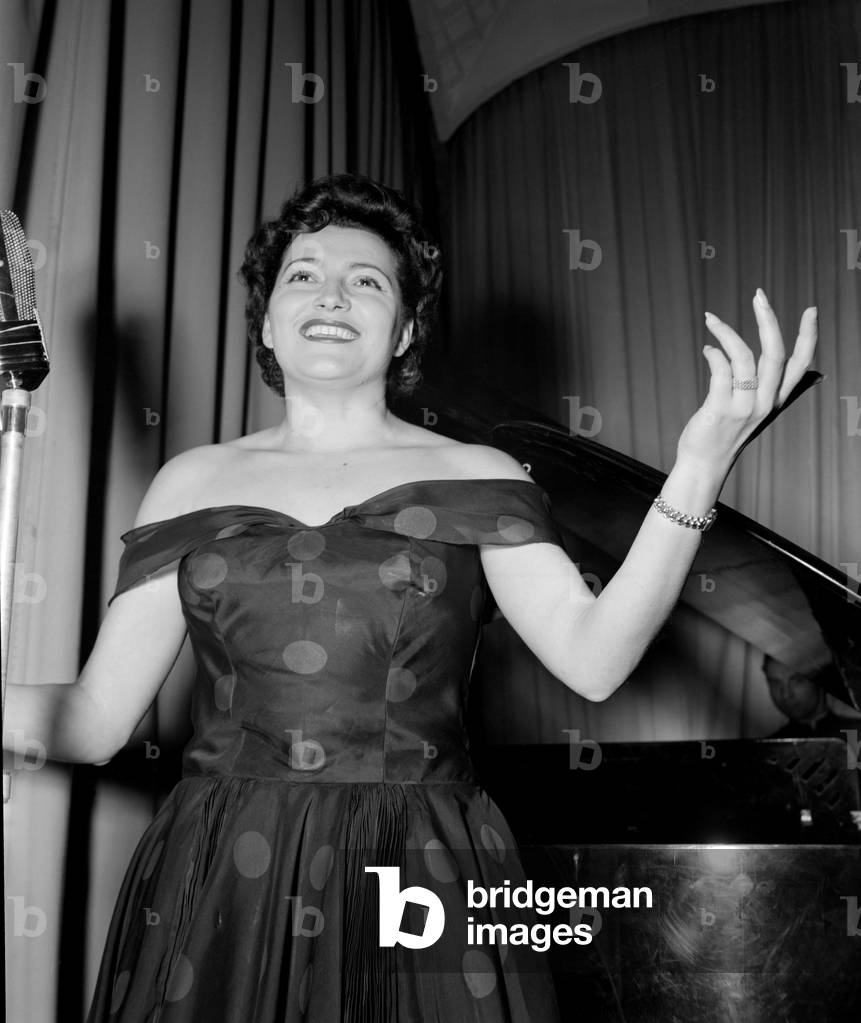 THE SINGER NILLA PIZZI - VENICE 1952